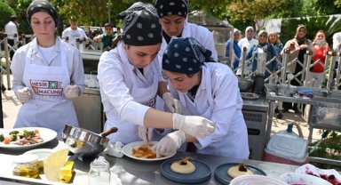 Gastronomi Panayırı’nda Liseler Arası Yemek Yarışması