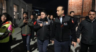 Kadıköy Belediyesi kriz yönetim ekibiyle sahadaydı