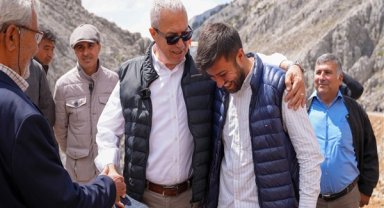 Özçelik, altyapı, yol genişletme ve asfalt çalışmalarını yerinde inceledi