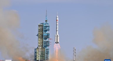 Shenzhou-20 mürettebatlı uzay aracı başarıyla fırlatıldı