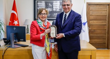 Tugay, Bosna-Hersek’in Ankara Büyükelçisi Çolakoviç’i ağırladı