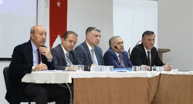 Van Büyükşehir Belediyesi, muhtarlar toplantılarını sürdürüyor