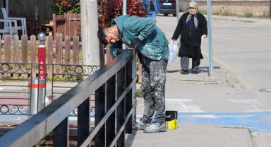 Yalova Belediyesi, köprü boyama çalışmalarını sürdürüyor