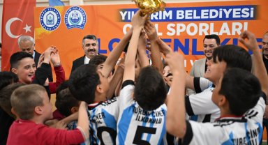 Yıldırım Belediyesi'nden okullara spor desteği