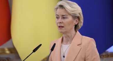 AB Komisyon Başkanı Leyen’den Avustralya Başbakanı Albanese’e tebrik