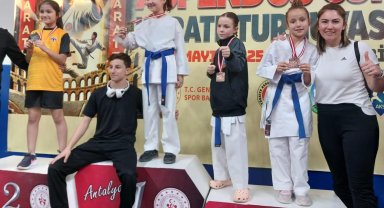 Aliağalı karateciler Aspendos Cup Karate Turnavası’nda