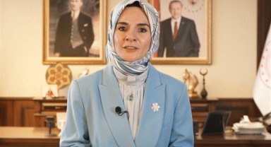 Bakan Göktaş, Kırıkkale Çocuk Evleri Sitesinde çocuklarla buluştu