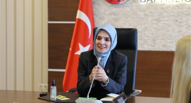 Bakan Göktaş, üniversite öğrencilerinin bitirme projesine destek verdi