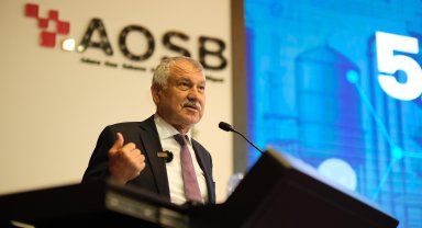 Başkan Karalar, AOSB’de sanayicilere hitap etti