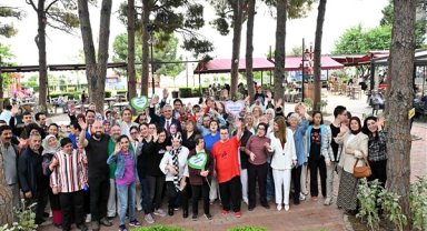 Başkan Uysal, Engelsiz Kafe'nin 10'uncu yılını kutladı