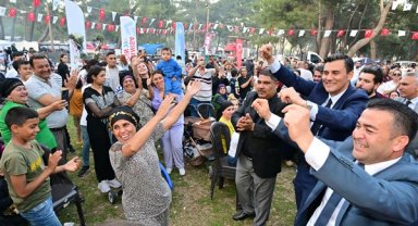 Başkan Zeyrek Hıdırellez şenliğine katıldı