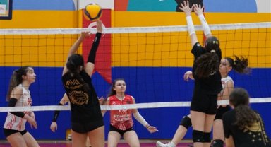 Beylikdüzü'nde voleybol turnuvası başladı