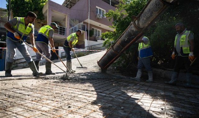 Bornova Belediyesi’nden Altındağ’da beton yol seferberliği
