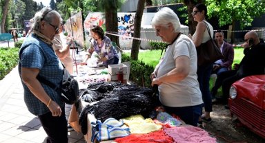 Bornova'da Anneler Günü etkinliği başladı