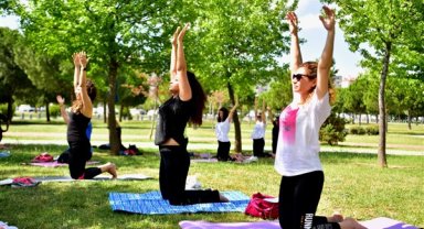 Bornova'da Yang Yoga atölyesi düzenleniyor