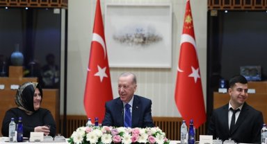 Cumhurbaşkanı Erdoğan, işçi, memur ve işveren temsilcilerini kabul etti