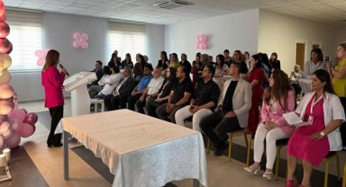 Defne Devlet Hastanesi’nde Ebeler Günü kutlandı
