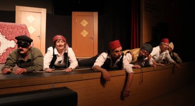 Emekliler Tiyatrosundan Yedi Kocalı Hürmüz oyunu