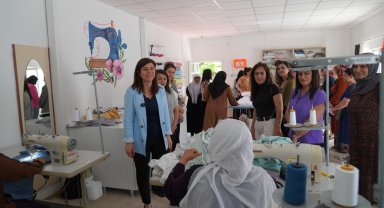 Eş Başkan Bucak'tan Kadın Yaşam Merkezlerinde bulunan üretim alanlarına ziyaret