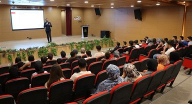 Haliliye Belediyesi'nden sınav öncesi motivasyon semineri