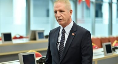 İstanbul Valisi Gül, Tapu ve Kadastro Bölge Müdürü Yıldırım'ı kabul etti