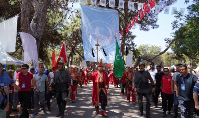 Mersin'de 32. Geleneksel Türkmen Şöleni gerçekleştirildi