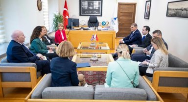 Tugay, Birleşik Krallık Türkiye Büyükelçisi Jill Morris ve beraberindeki heyeti ağırladı