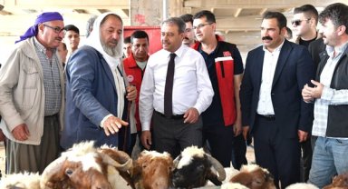Vali Şıldak: Bayramların en güzel yanı bütünleştirici ruhudur