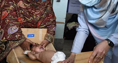 Afganistan'da 4 milyon çocuk yetersiz beslenme nedeniyle tedaviye ihtiyaç duyuyor