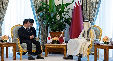 Al Sani, Japonya Dışişleri Bakanı Motegi ile görüştü