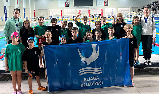 Aliağa'da Yüzme Şenlikleri yapıldı