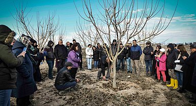 ATA Çiftliği’nde meyve ağaçlarında budama ve terbiye kursu düzenlendi