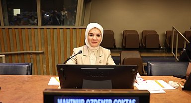 Bakan Göktaş'tan Yıldızlar Türkiye şampiyonu Topuz'a tebrik