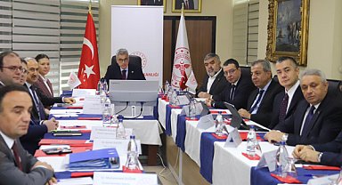 Bakan Memişoğlu, Esenyurt Eğitim ve Araştırma Hastanesi toplantısına katıldı