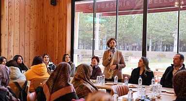 Başkan Ünlüce: Kadınların yüzlerinin güldüğü bir şehir istiyoruz