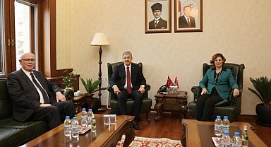 Başkan Ünlüce ve Kurt'tan Vali Yılmaz'a ziyaret