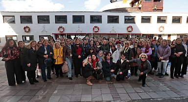 Bergama vapuru Konaklı kadınları konuk etti