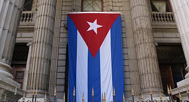 Bermudez: Başkan Trump Küba ekonomisini boğmayı hedefliyor