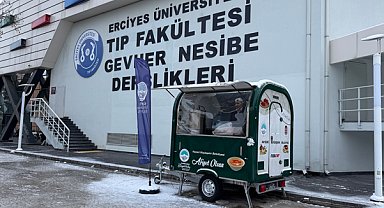 Büyükşehir'den öğrencilere 1,4 milyon bardak sıcak çorba desteği