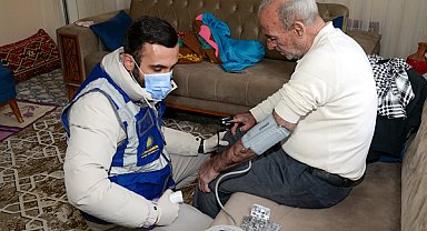 Büyükşehir’den yaşlılara evde bakım hizmeti