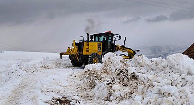 Diyarbakır’da 6 ilçede 319 kilometre yol ulaşıma açıldı