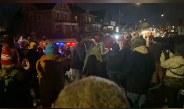 Göçmen polisi ABD Minneapolis'te bir göçmeni daha vurdu