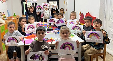 Gökkuşağı Sanat Atölyesi'nden çocuklara yönelik etkinlik