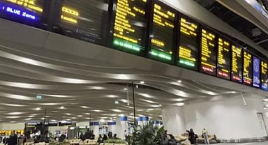 Goretti Fırtınası Birleşik Krallık'ta hayatı felç etti