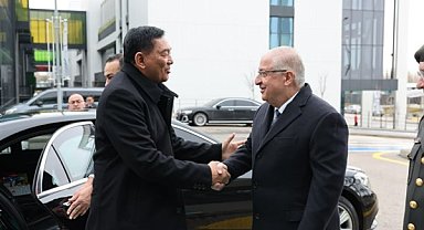 Güler, Endonezyalı mevkidaşı Sjamsoeddin ile bir araya geldi