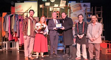 İnegöl'de Tiyatro Festivali başladı