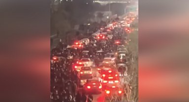 İran'da protestoların ülke geneline yayılmasıyla internet erişimi tamamen kesildi