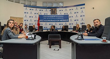 İzmir’de kuvvetli yağış öncesi AKOM Kriz Masası kuruldu