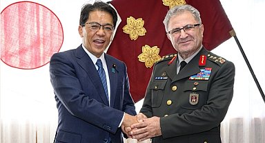 Kara Kuvvetleri Komutanı Tokel, Japonya'da