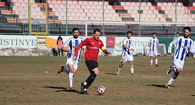Karaköprü Belediyespor ile Mazıdağı Fosfatspor berabere kaldı